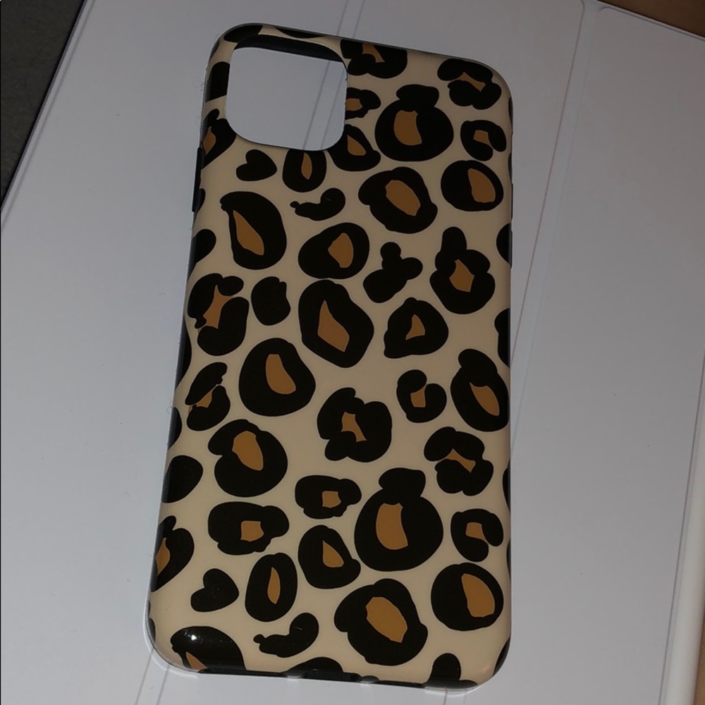 iPhone 11 Pro Max casely leopard brand new